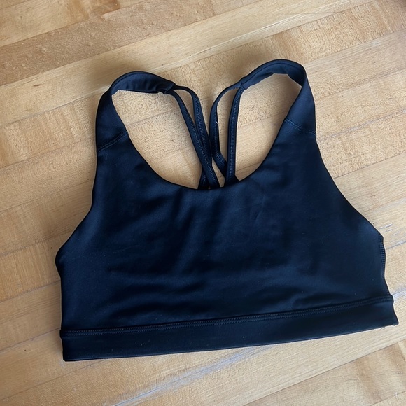 Old Navy Sports Bra - Picture 1 of 3